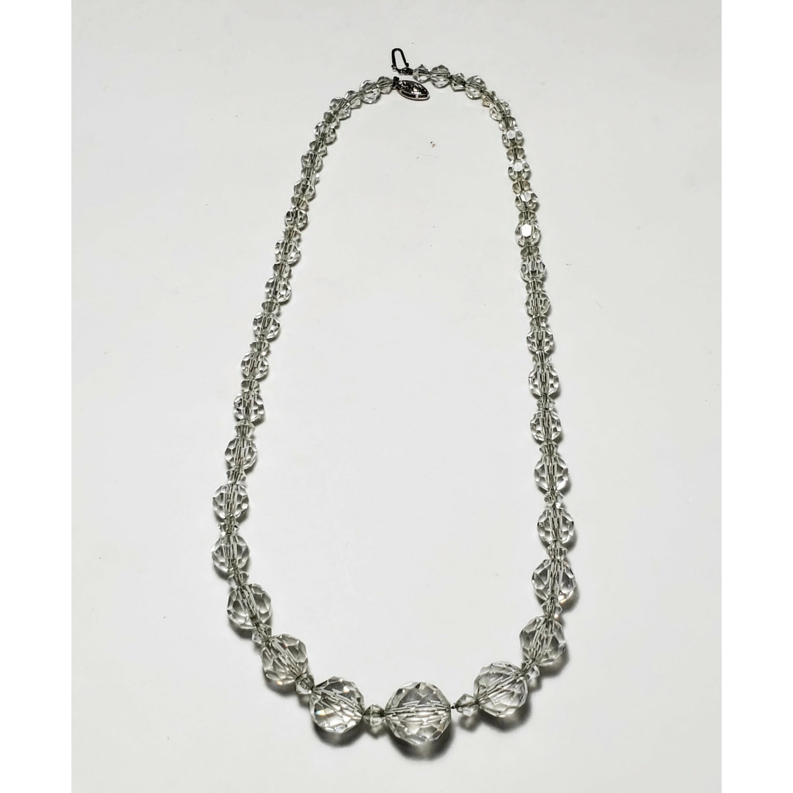 Art Deco Faceted Crystal Graduated Bead Necklace With 14k White Gold Clasp 18