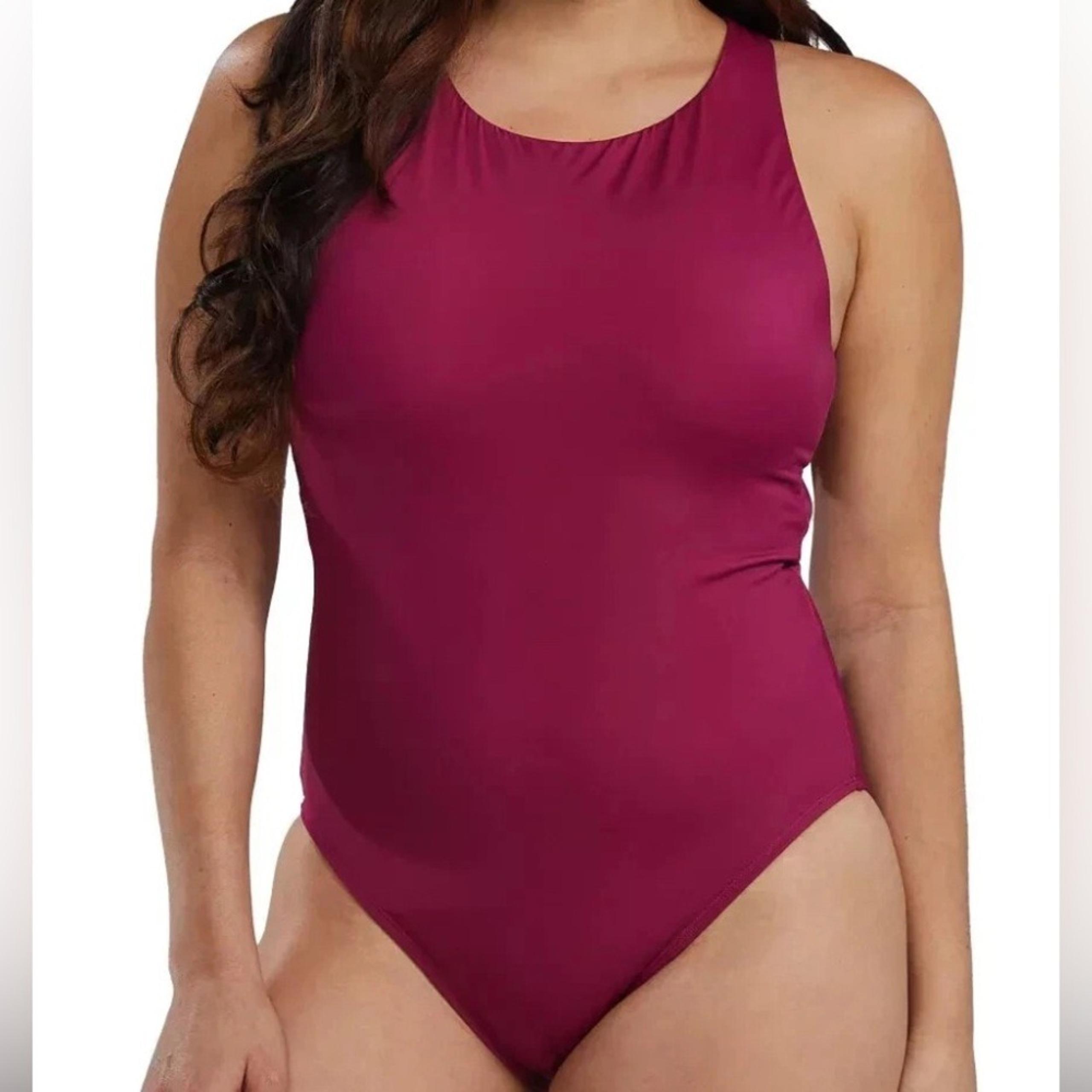 TYR Women's One-Piece Swimsuit, Red, Women Size XS NWT