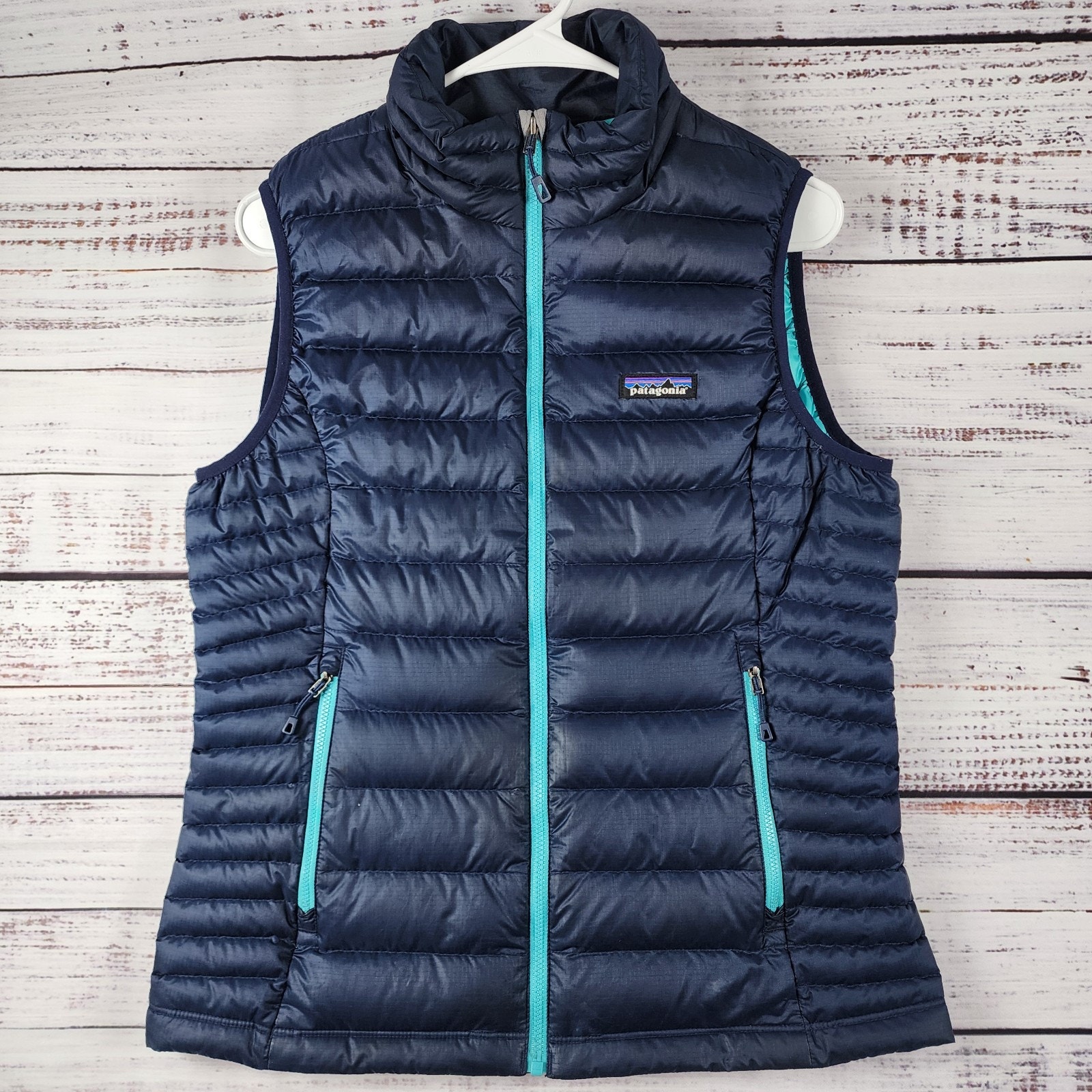 Patagonia Puffer Vest Women Size M Blue Full Zip Down Sweater Vest 84628