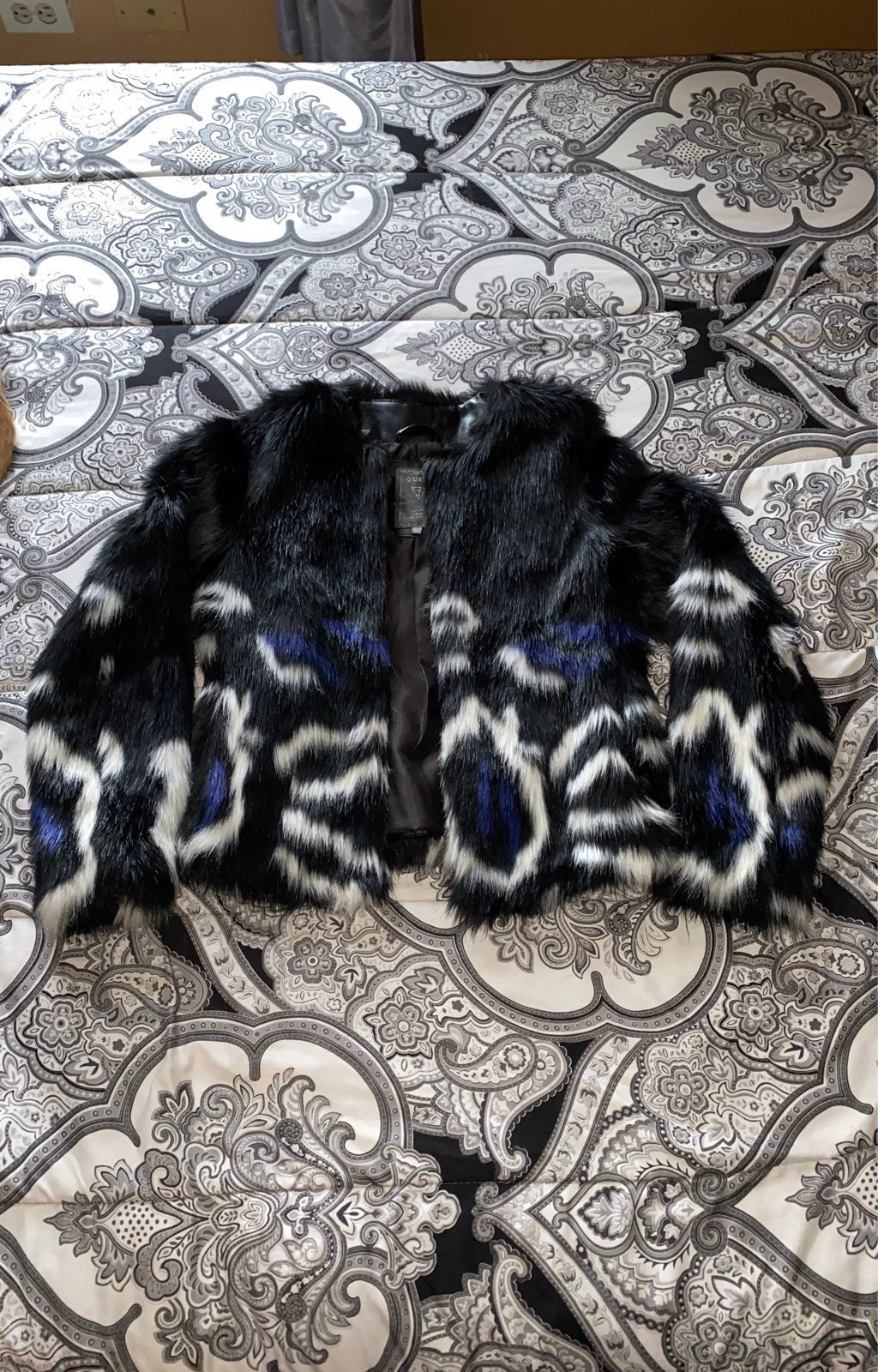 Guess Faux fur Bomber