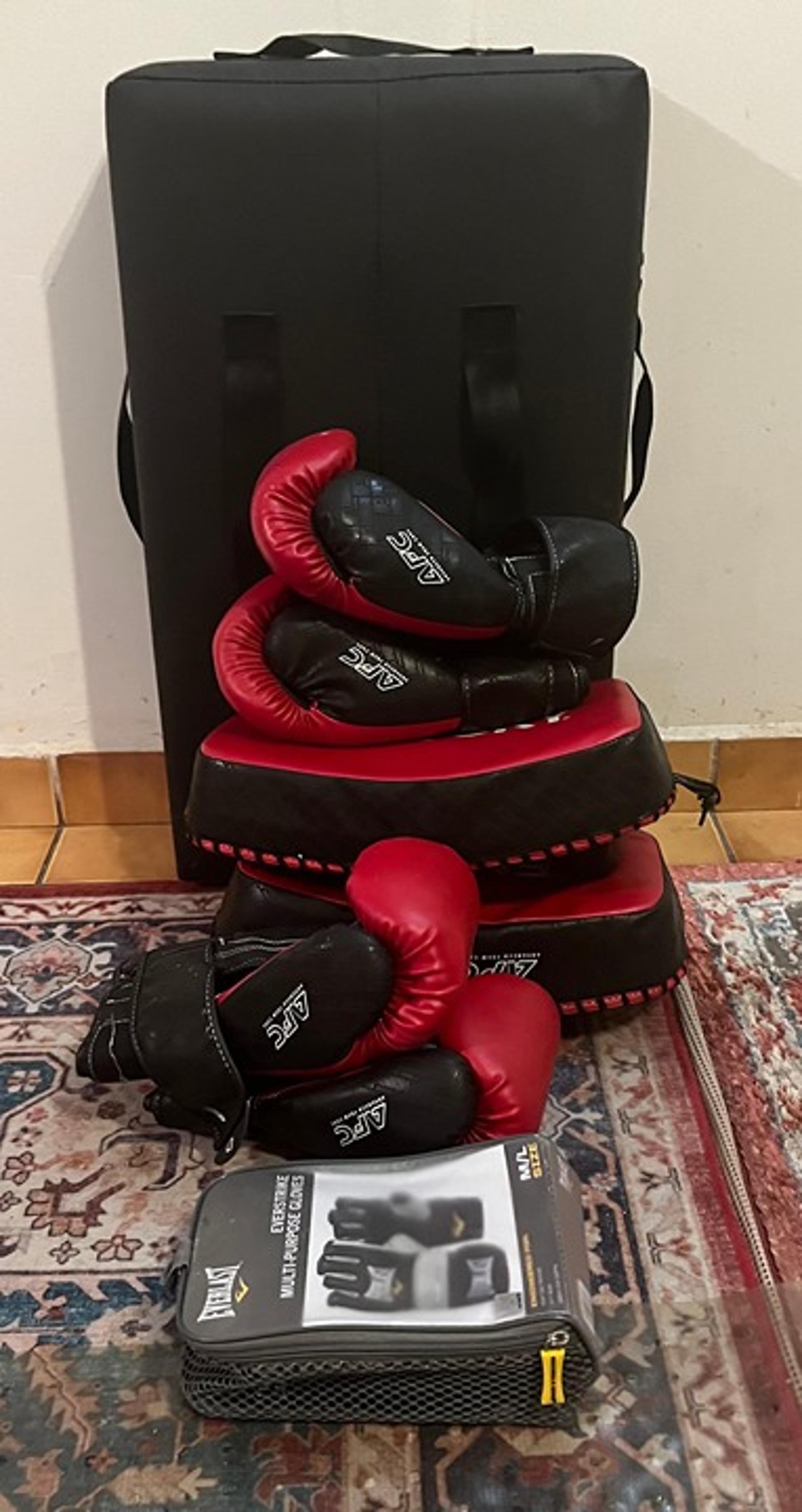 MMA Gear Set