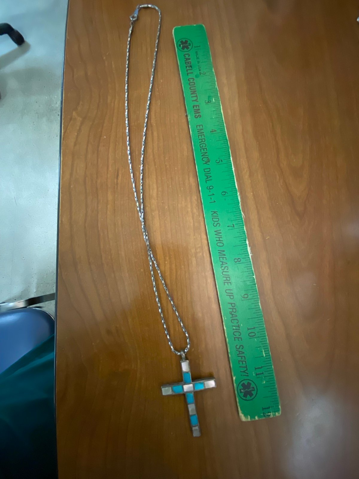 Vintage silver cross HNTD