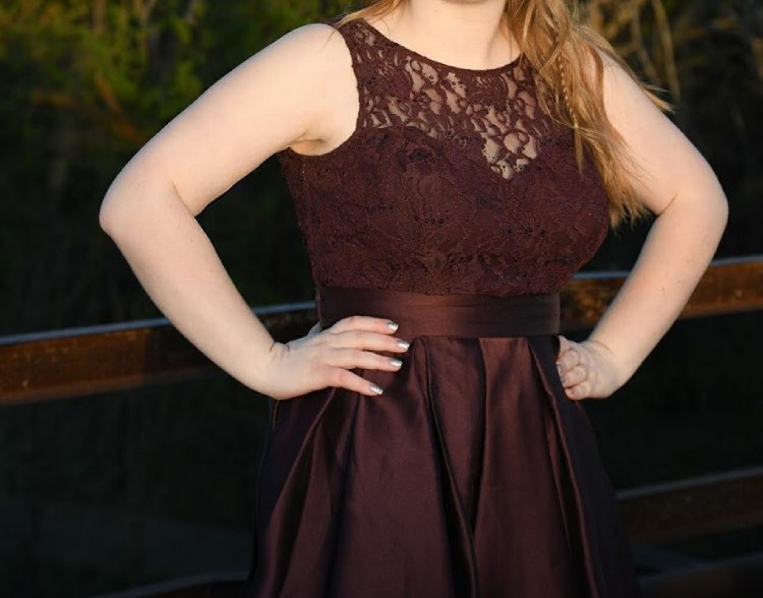 Beautiful prom dress!!