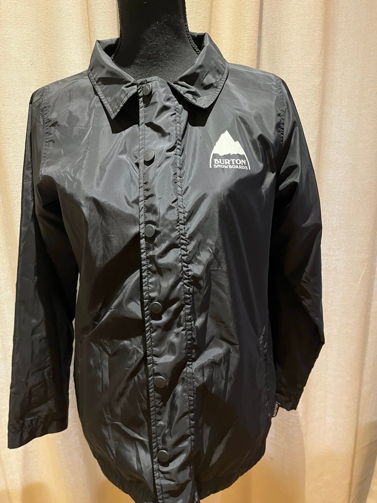 Burton Coaches Jacket True Black Lightweight Snowboarding Jacket Mens Size Large