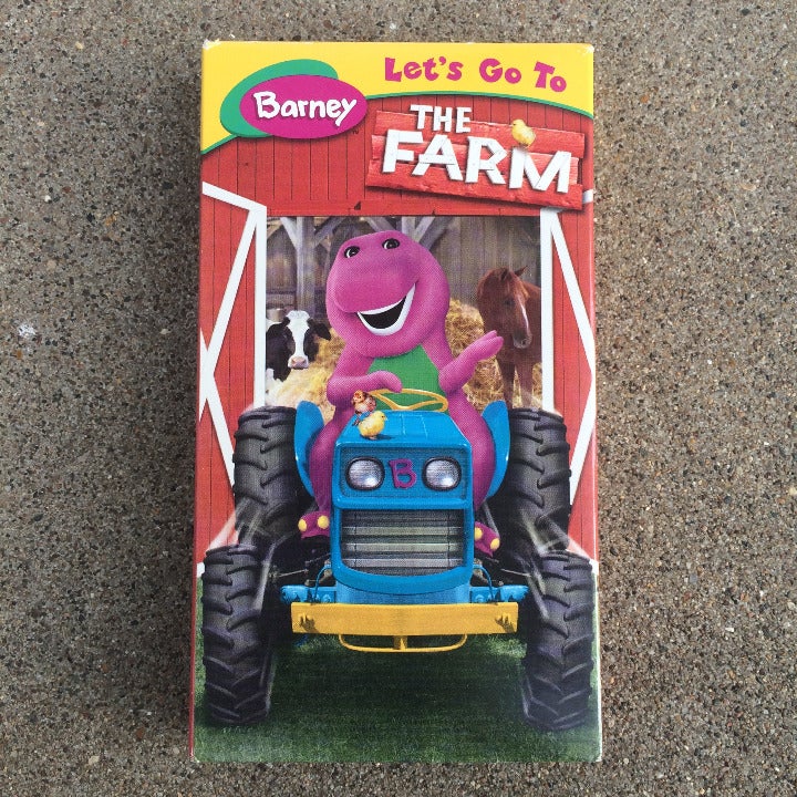 Barney Let's Go To The Farm VHS Kids Educational Learn Sing Play
