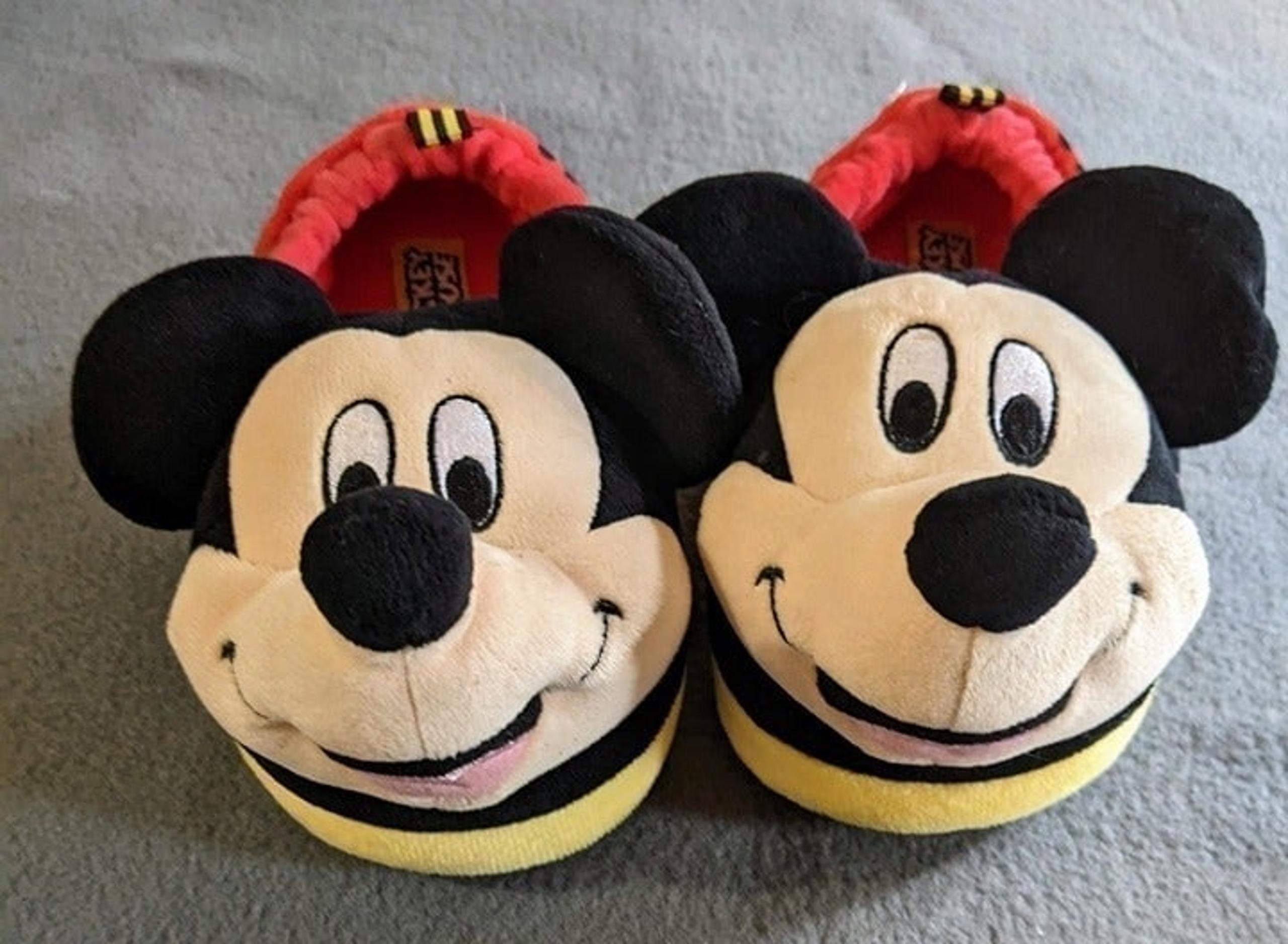 kids Disney Mickey Mouse house slippers size 9-10