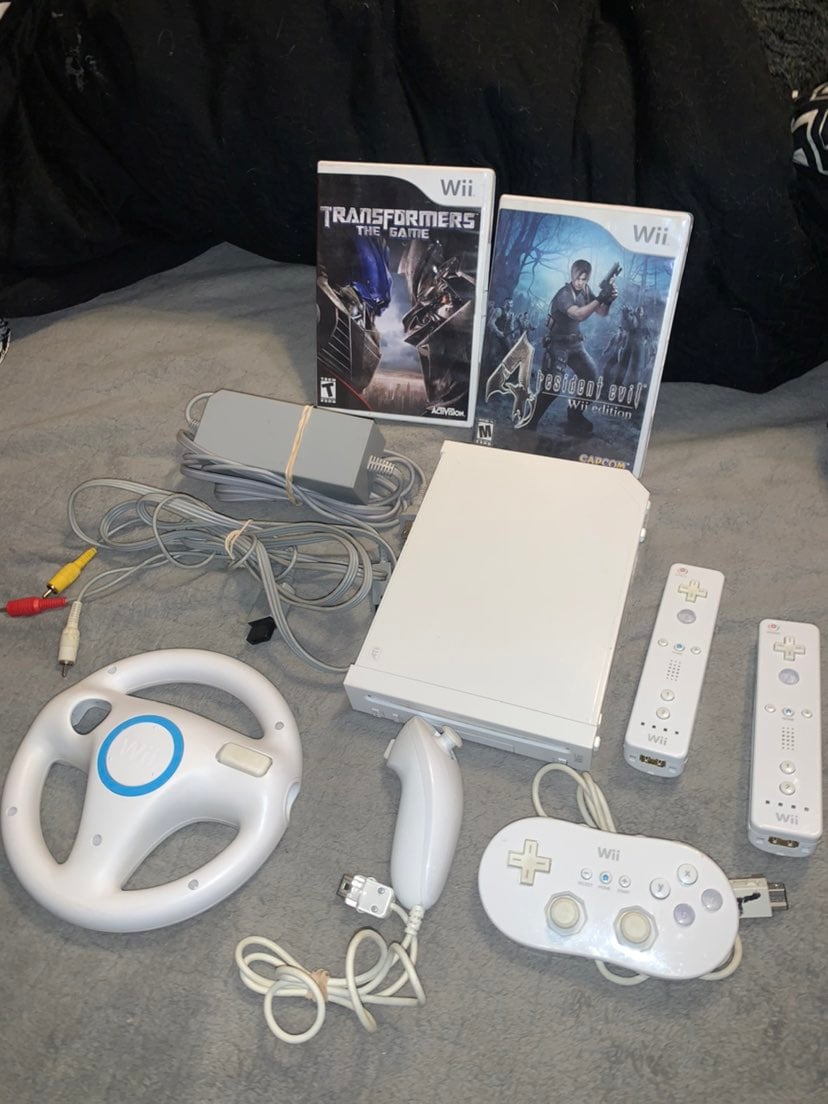 Nintendo Wii Console Controllers games