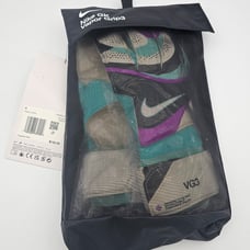 New Nike GK Vapor Grip 3 Soccer Goalkeeper Gloves Unisex Size 6 FB2999-010