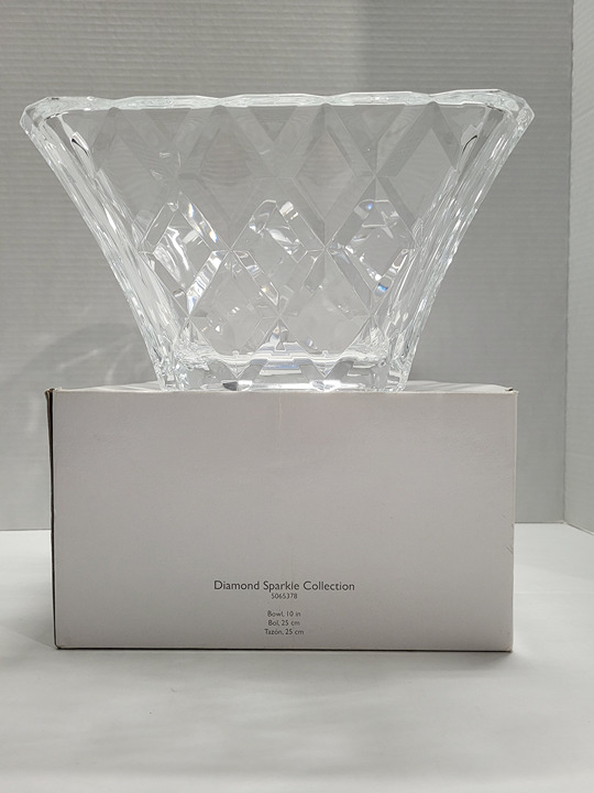 Celebrations by MIKASA DIAMOND SPARKLE COLLECTION 10 SQUARE BOWL NIB