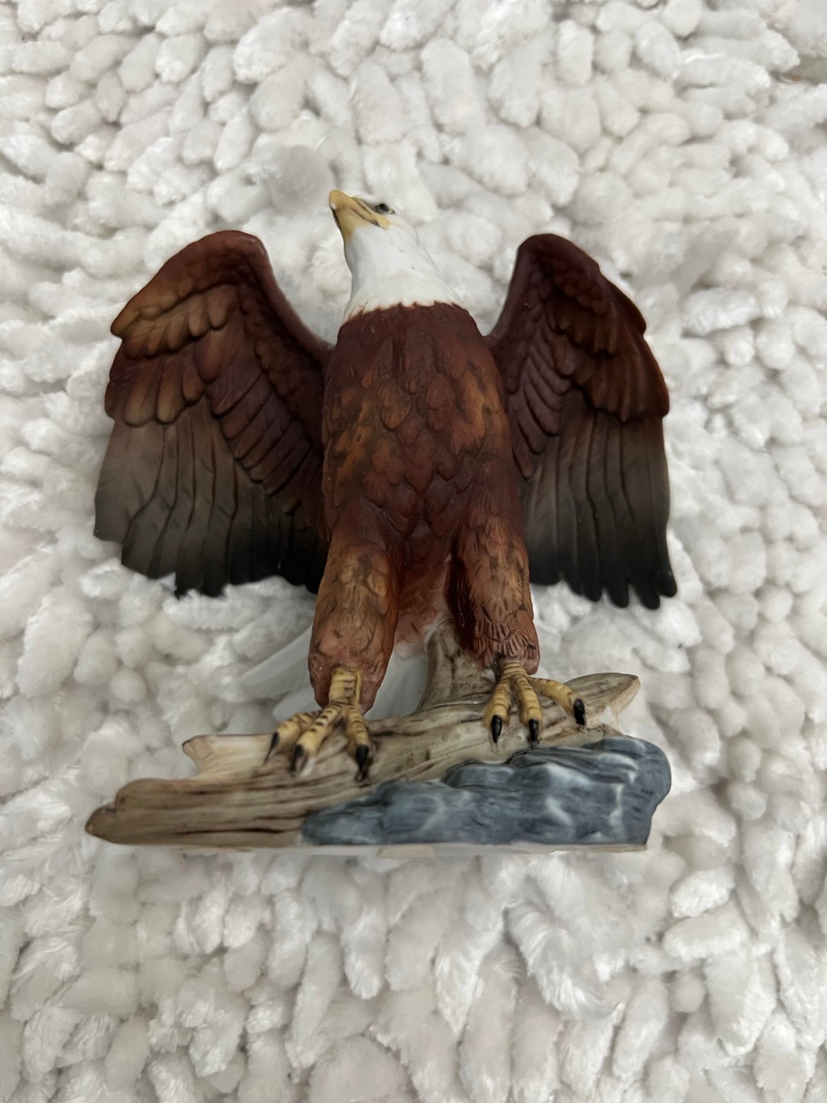 American Eagle Gallery - 1987 American Eagle Porcelain Figurine