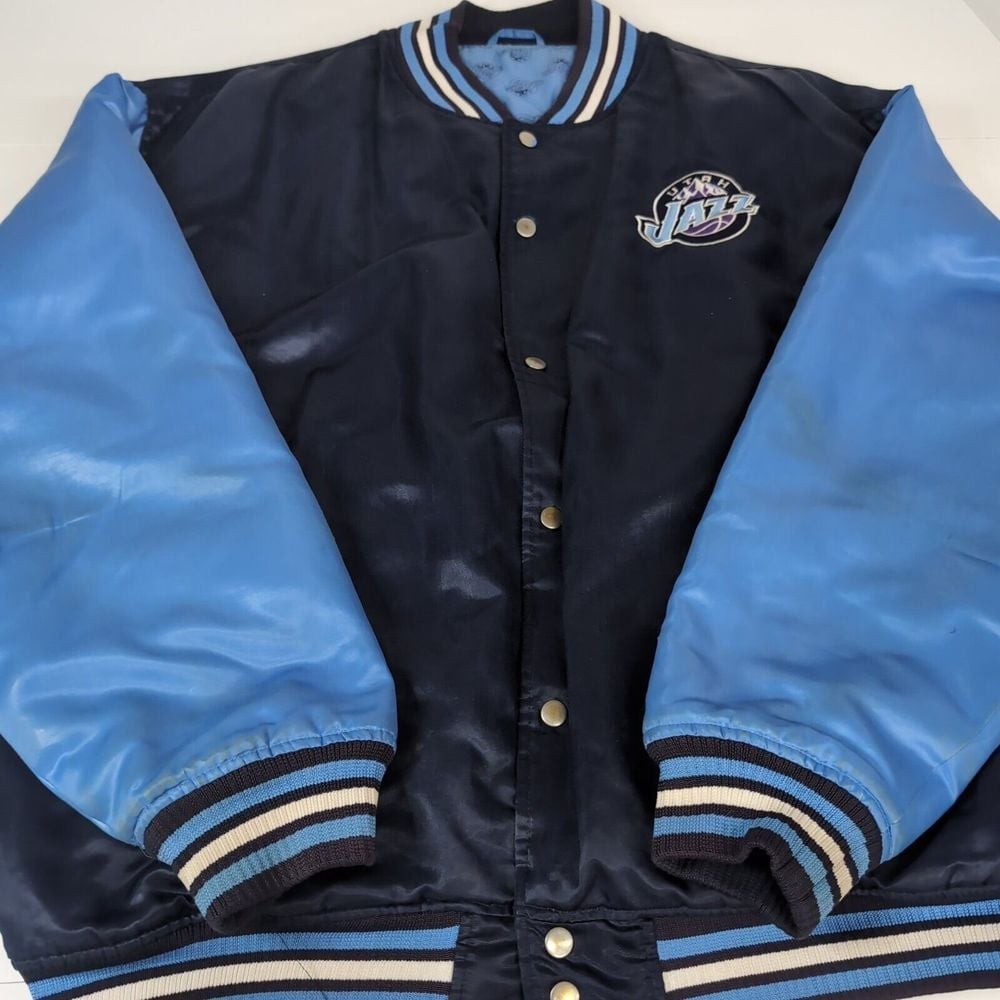 Vintage 90s NBA Utah Jazz NBA Bomber Jacket Button Size XL *READ*