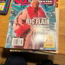 WWE Raw MAGAZINE Pro Wrestling Ric Flair TRIBUTE RARE