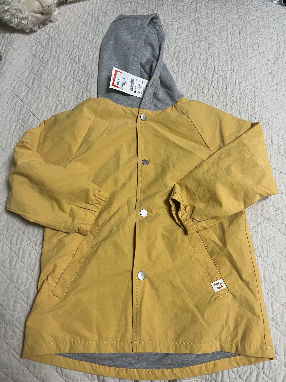 zara new jacket sz 4/5y