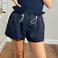 LF Seek the Label bungee cord black shorts S