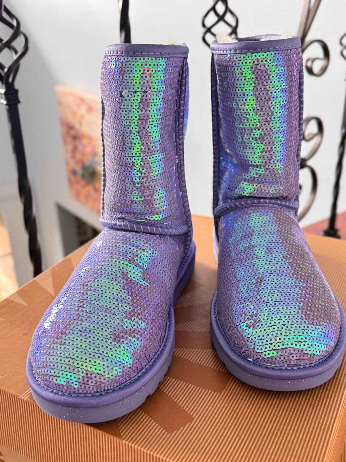 UGG Australia Womens Classic Short Sparkles (PRVC) Purple Violet Boot Rare