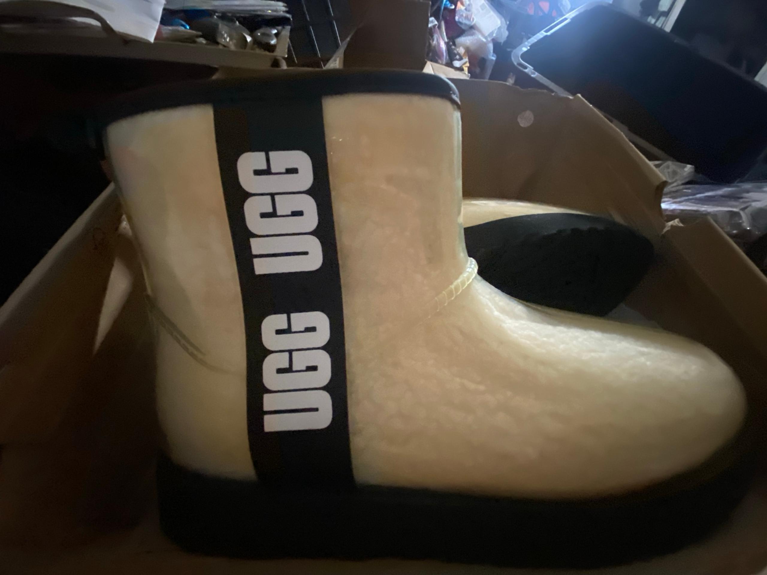 Clear classic mini UggS