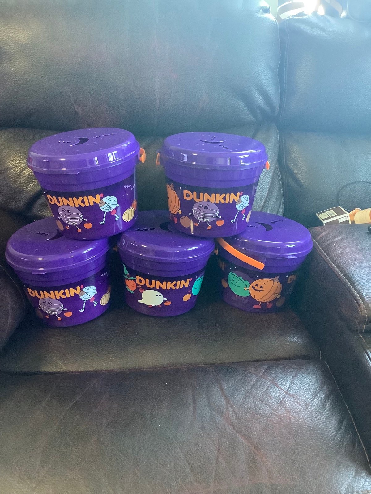 5 DUNKIN DONUTS BUCKETS