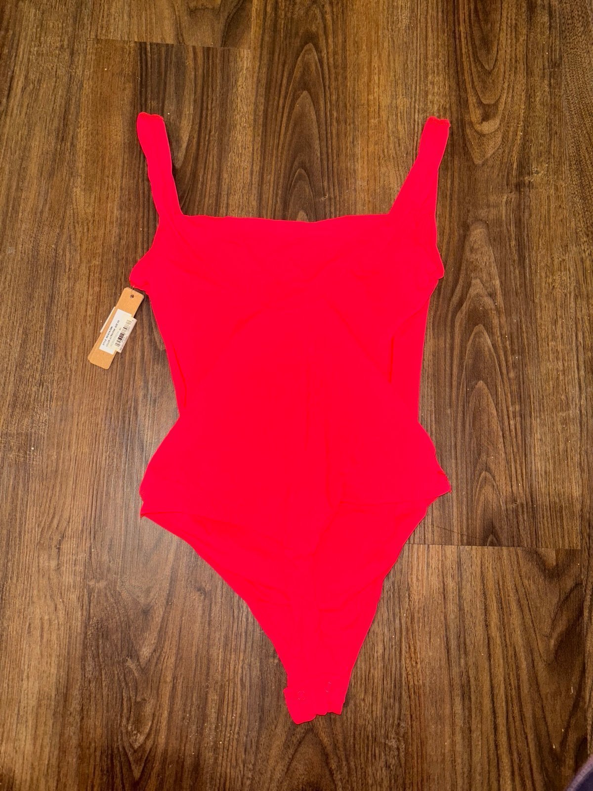 NWT: Skims Fits Everybody Ultra Pink Bodysuit