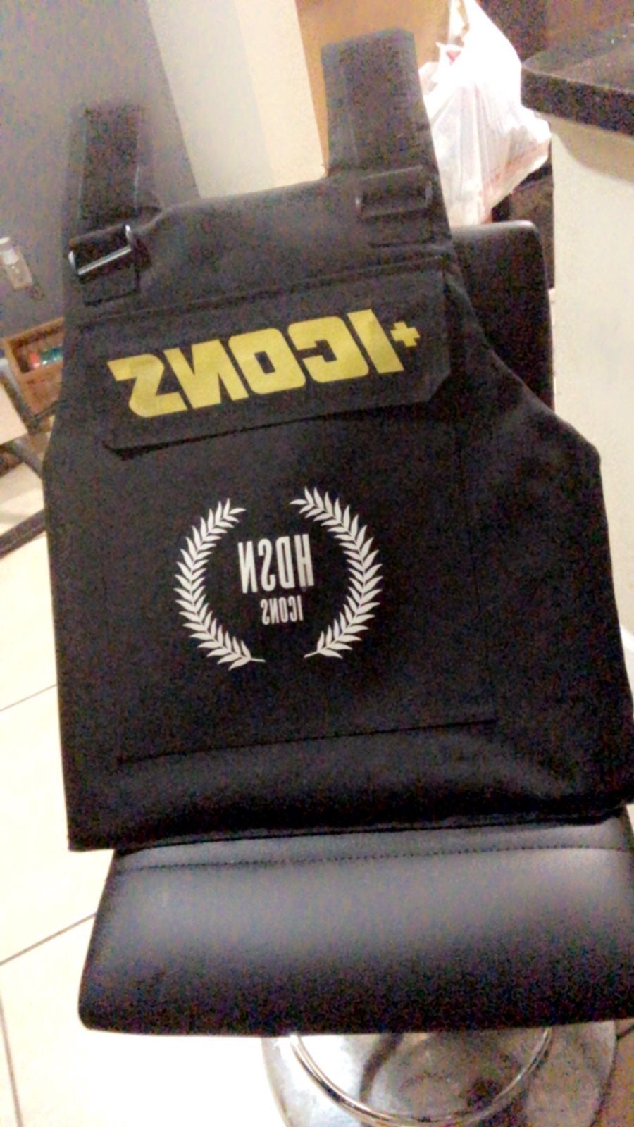 Icons vest