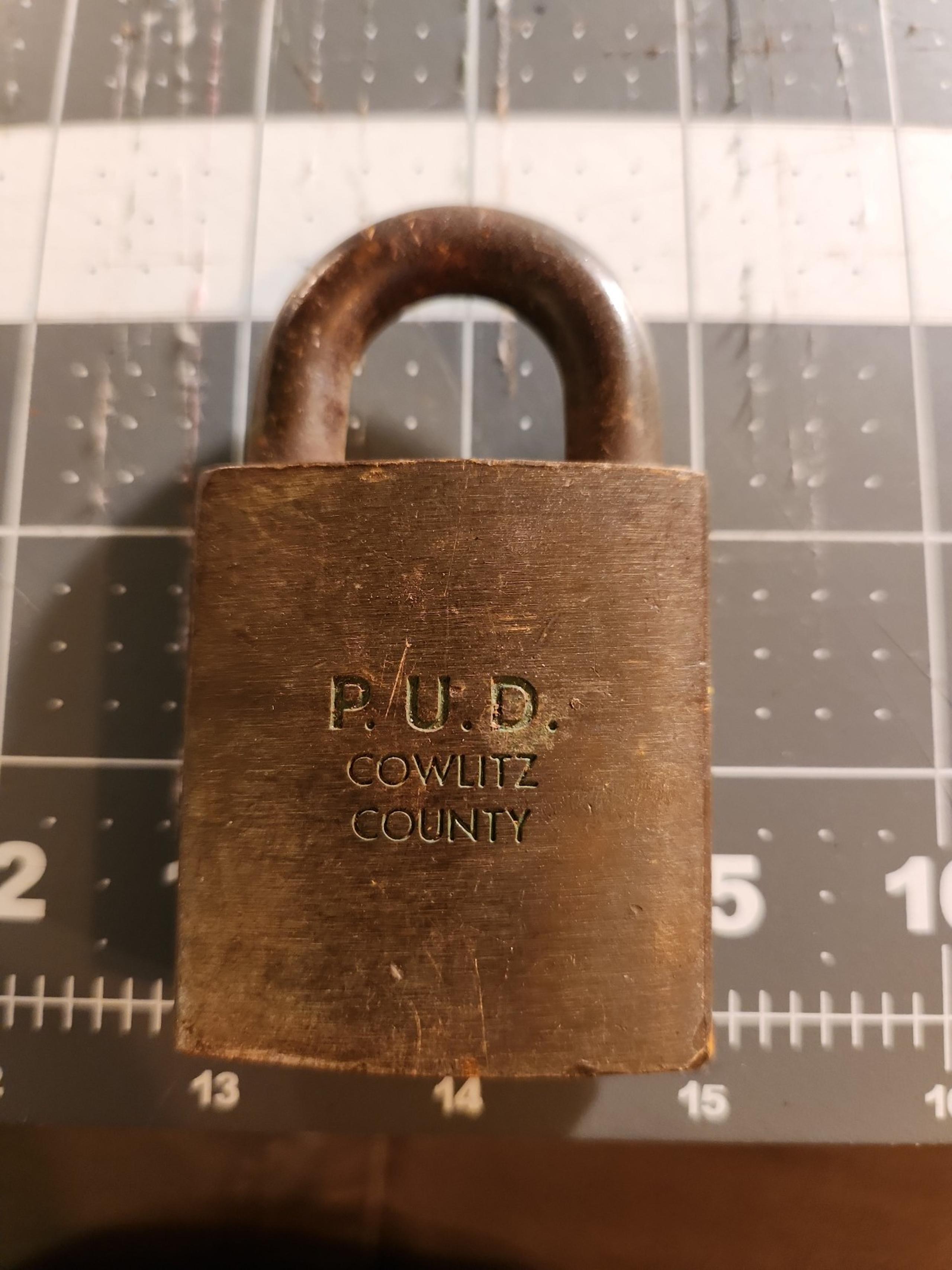 Vintage BEST logo padlock Cowlitz County PUD