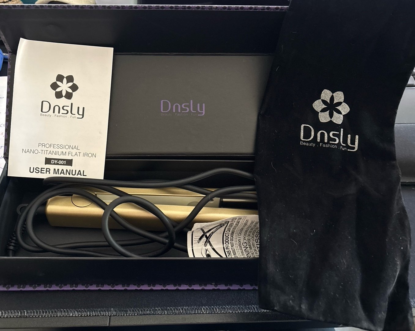 Dnsly Professional nano-titanium flat iron