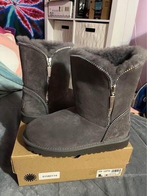 UGG Australia Zip Up Boots