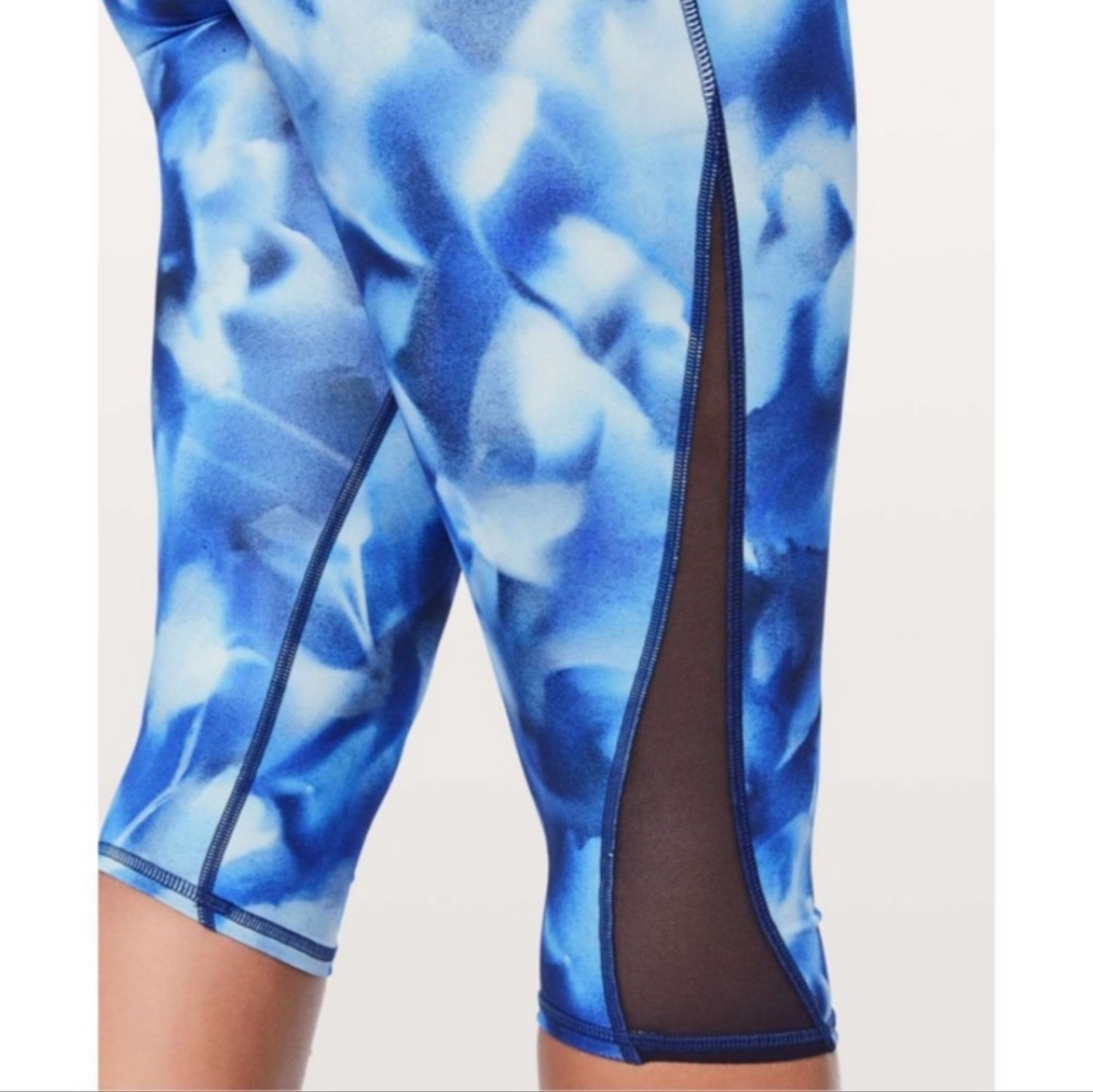Lululemon Train Times Crop Full On Luxtreme Size 4 Cropped