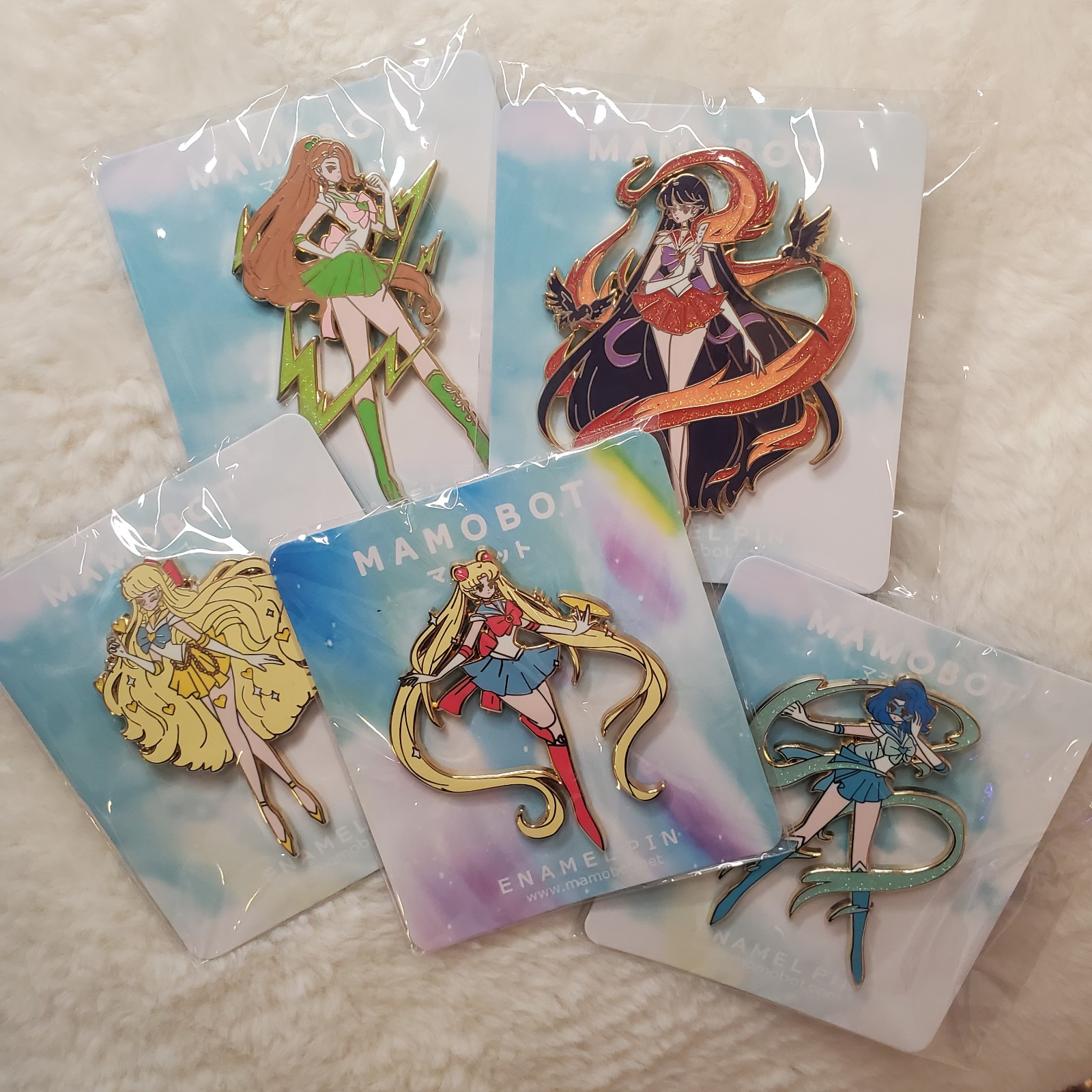 Rin_Loves_Pins | Mercari