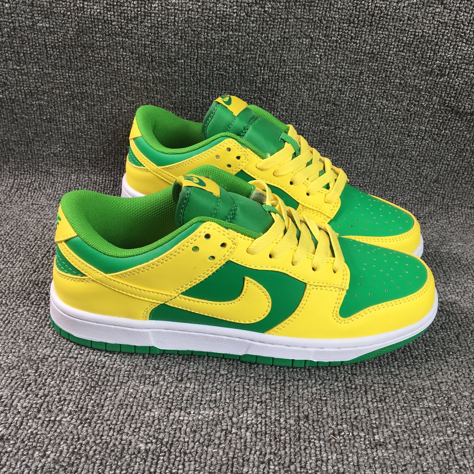 Dunks SB Women shoes size 7
