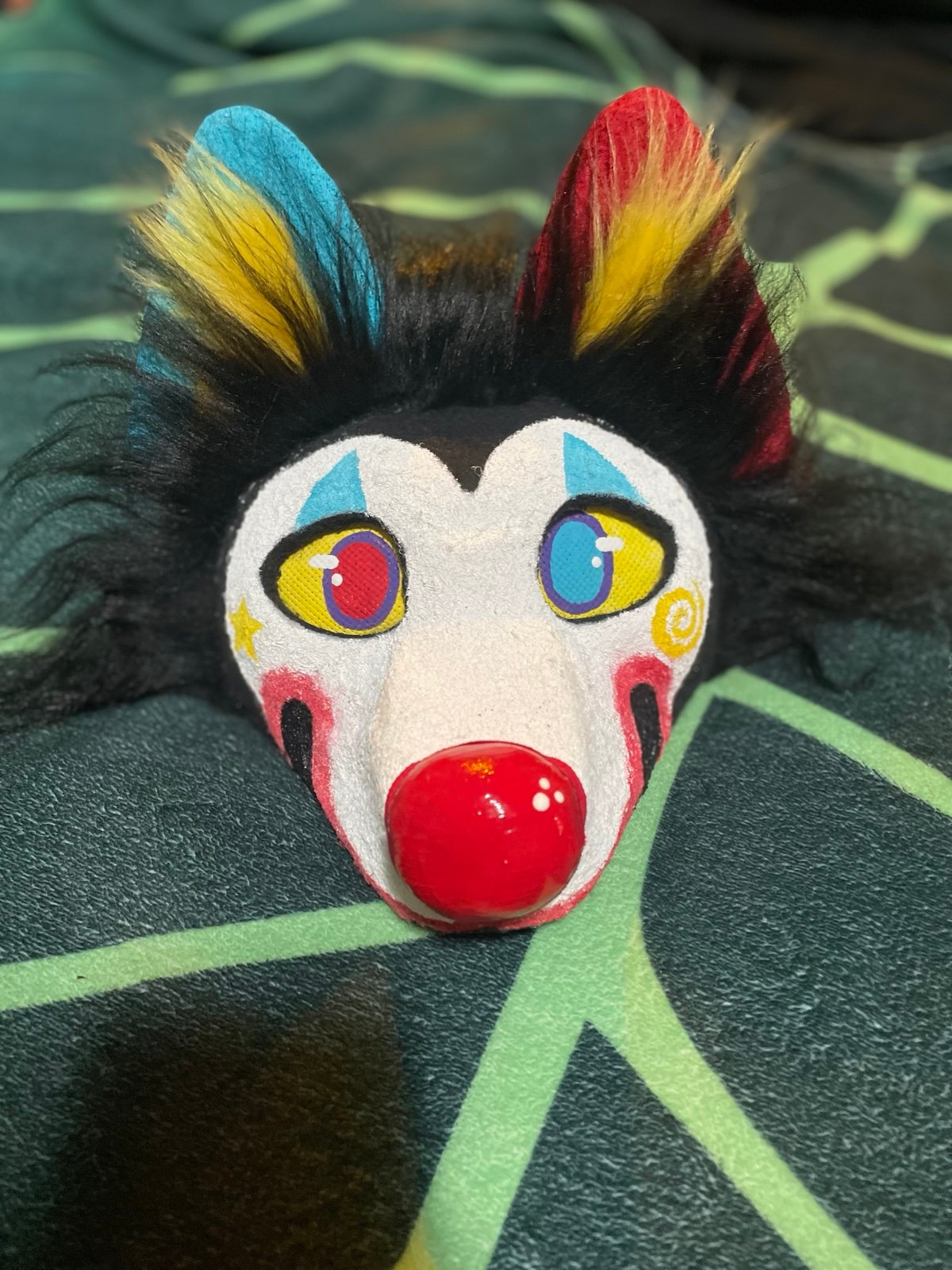 Clown dog mask [PENDING DNB]