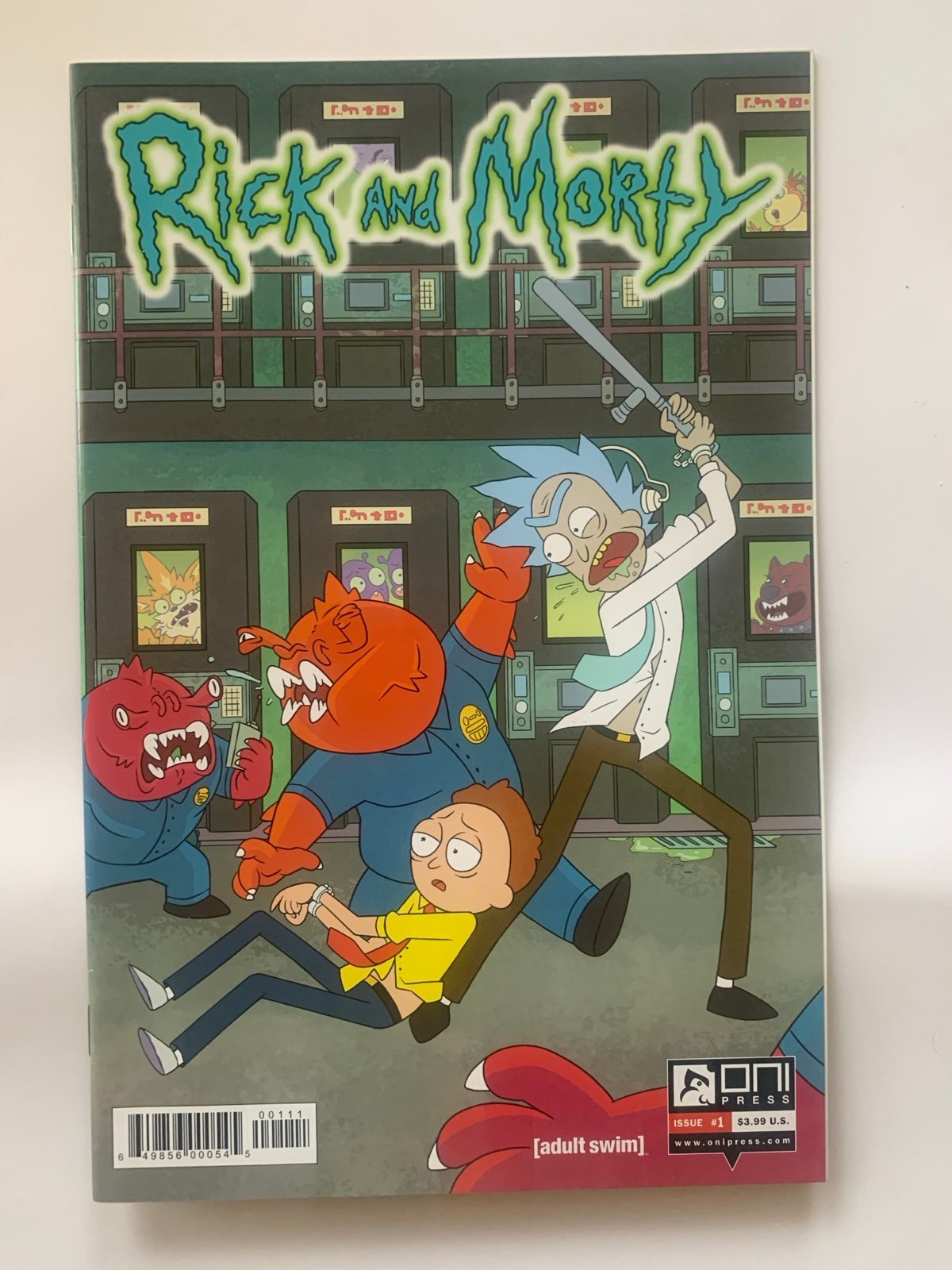 Rare!! Rick and Morty #1 1st Print Cover A Oni Press 2015