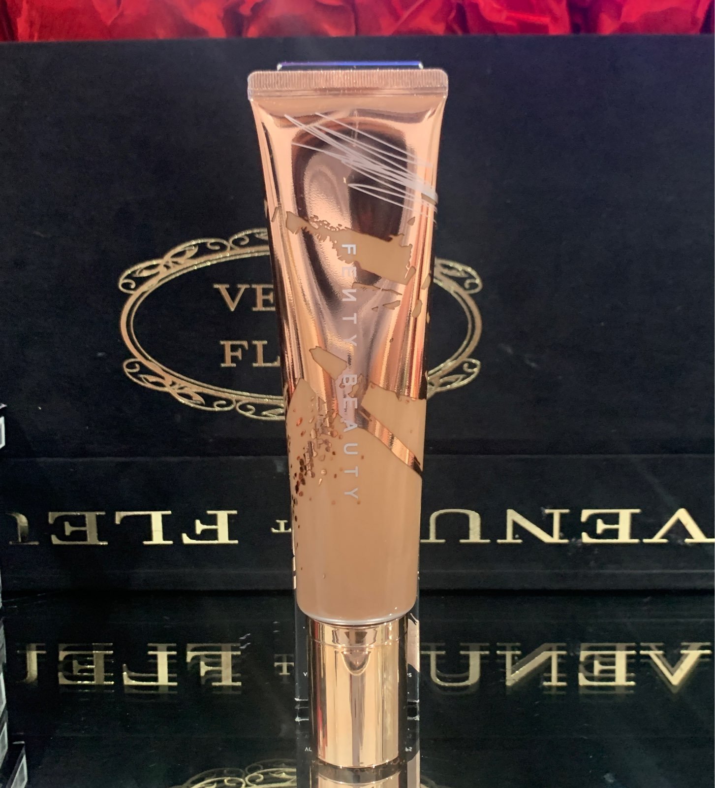 03Fenty Body Sauce Body Luminizing Tint