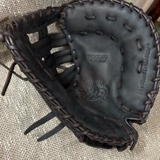 Rawlings First Base Baseball Glove Right Hand Throw 12.5 inch D125BWFB