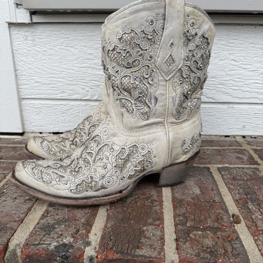 Corral Women’s White Glitter Western Rhinestone Boots 7.5 Festival Wedding Y2K