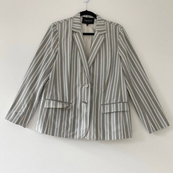 Lafayette 148 Grey & Blue Striped Blazer