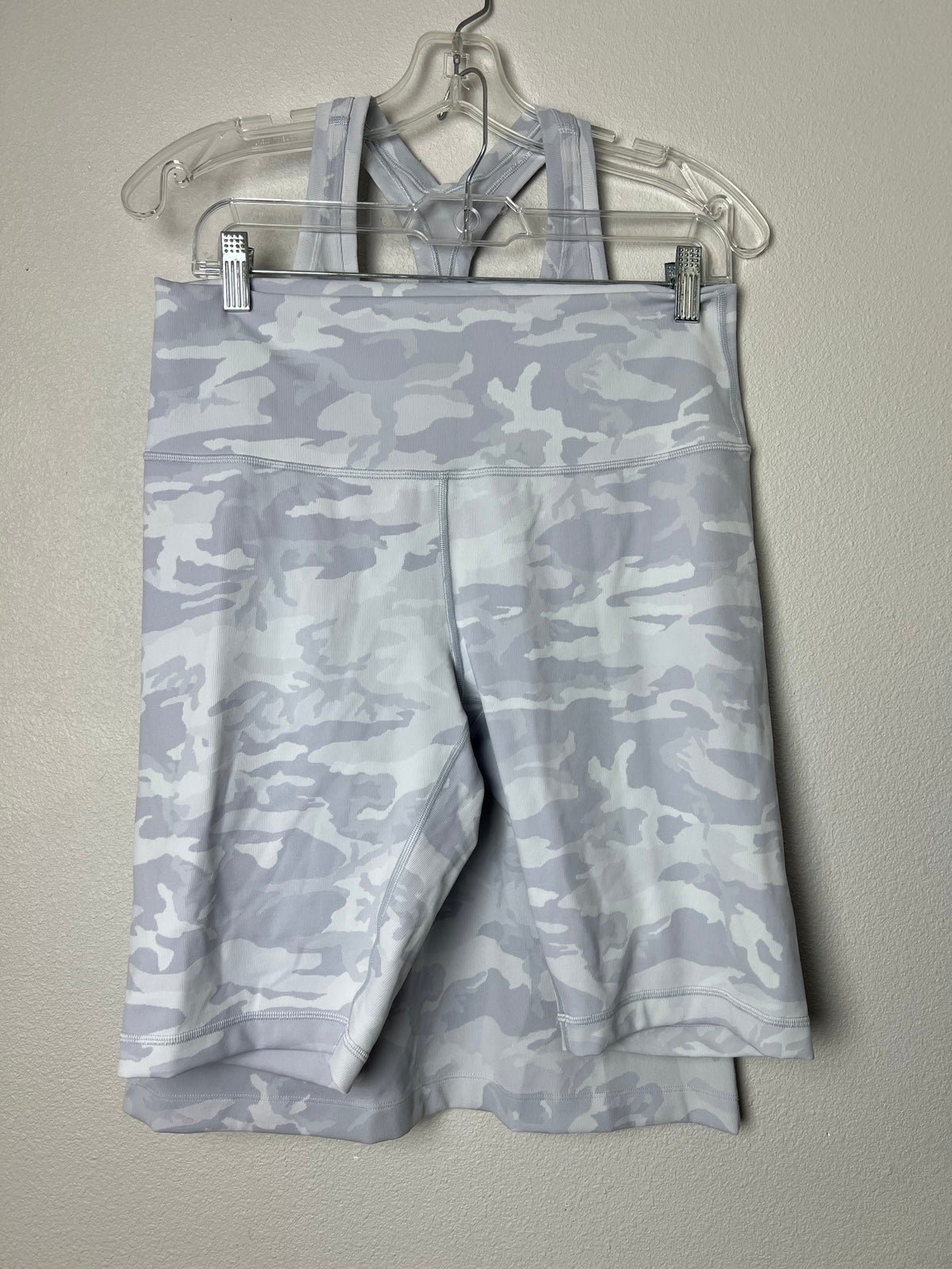 Lululemon Shorts/Racerback tank top ribbed set size 12
