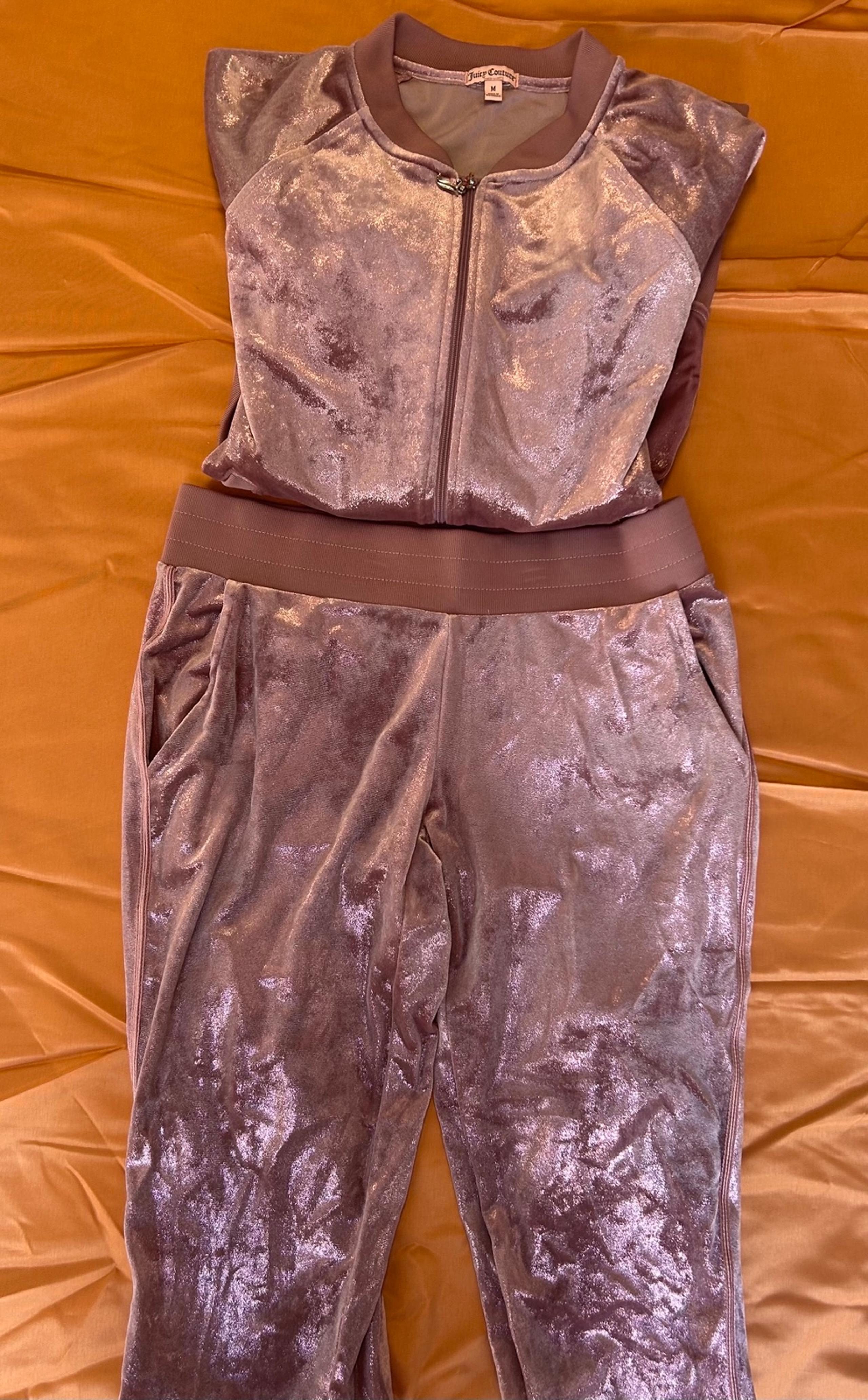 JUICY COUTURE velvet track suit set