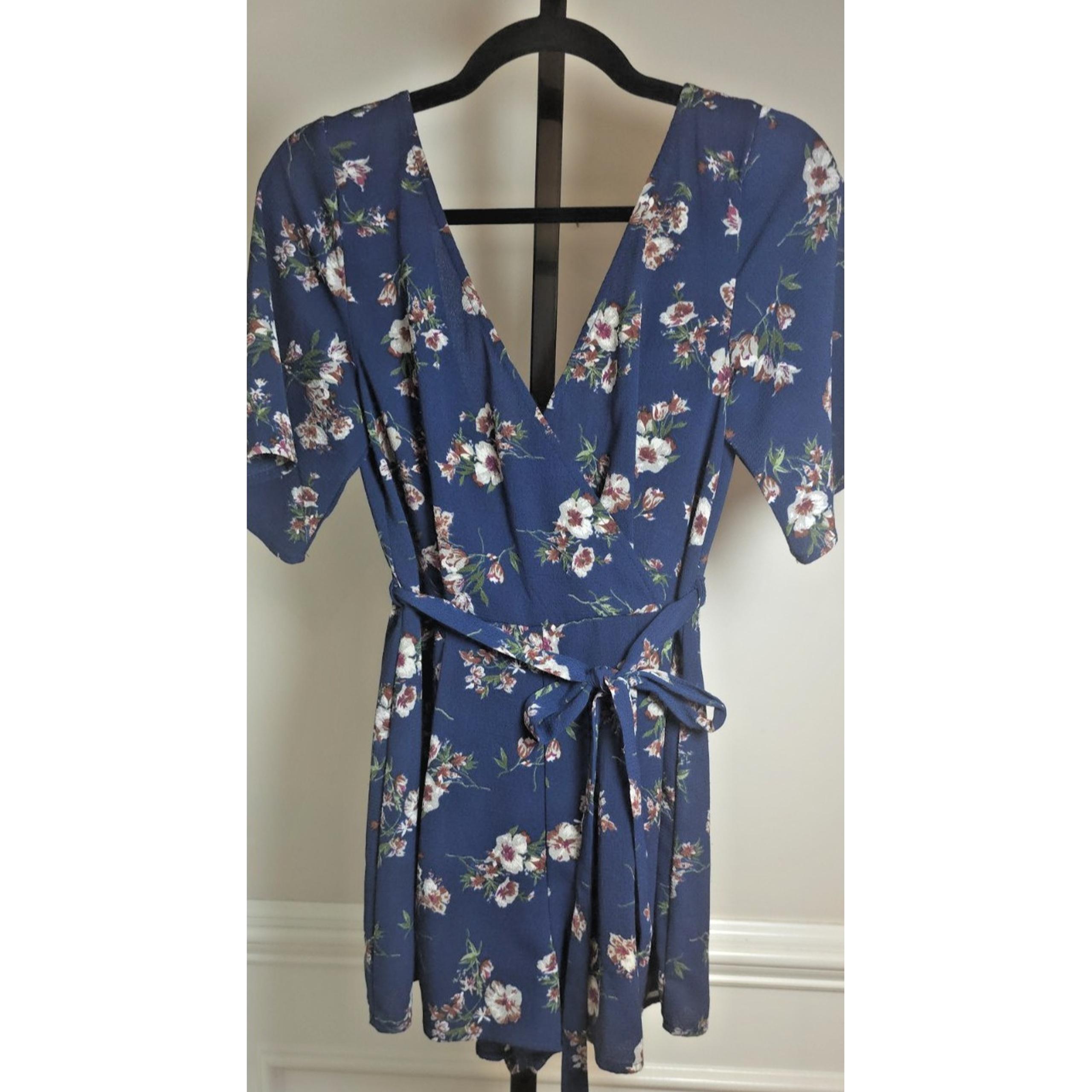 TRIXXI Clothing Co Shorts Romper Womens S Floral Short Sleeve Blue