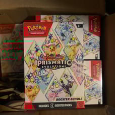 Pokémon TCG Scarlet & Violet Prismatic Evolutions Booster Bundle Pokemon