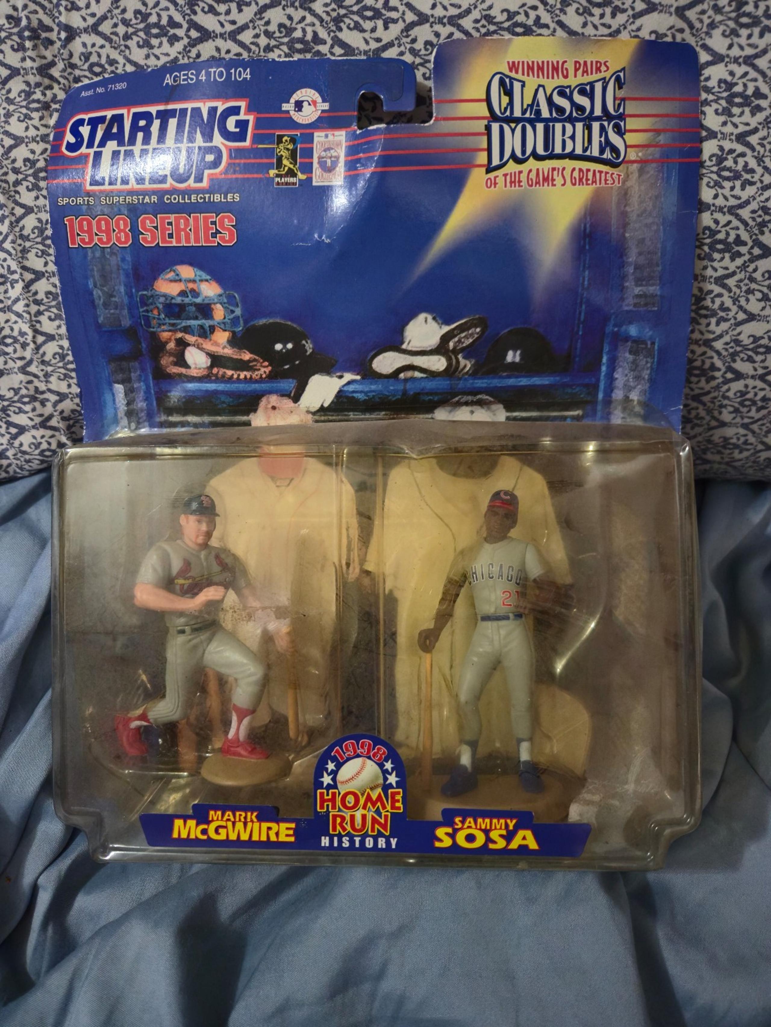 1998 Kenner Starting Lineup Classic Doubles
Includes Mark McGwire & Sammy Sosa