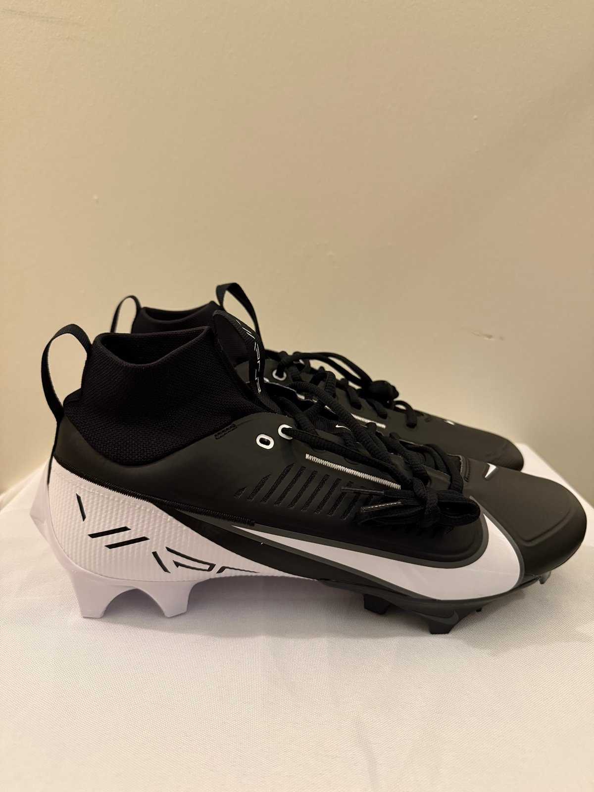 Nike Vapor Edge Pro 360 2 Football Cleats Black White Men’s 11