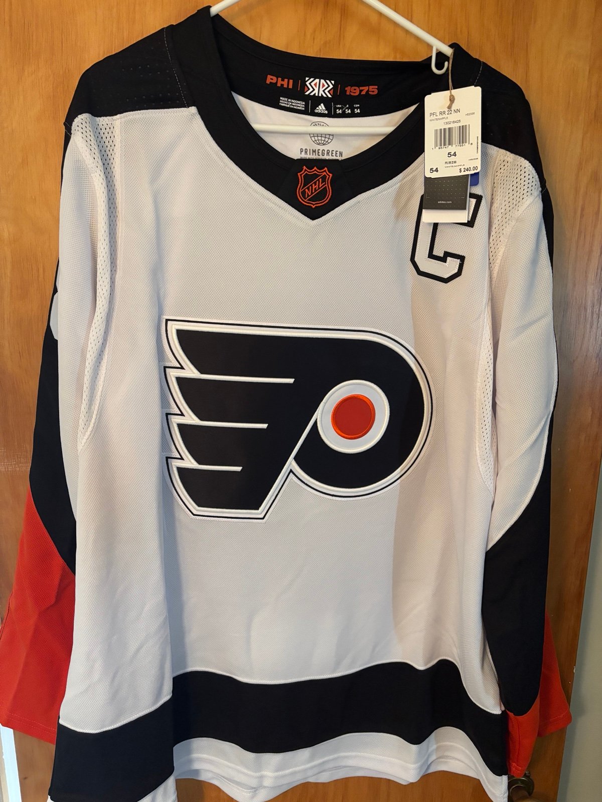 NWT! Claude Giroux Philadelphia Flyers Alternate Jersey - Size 54