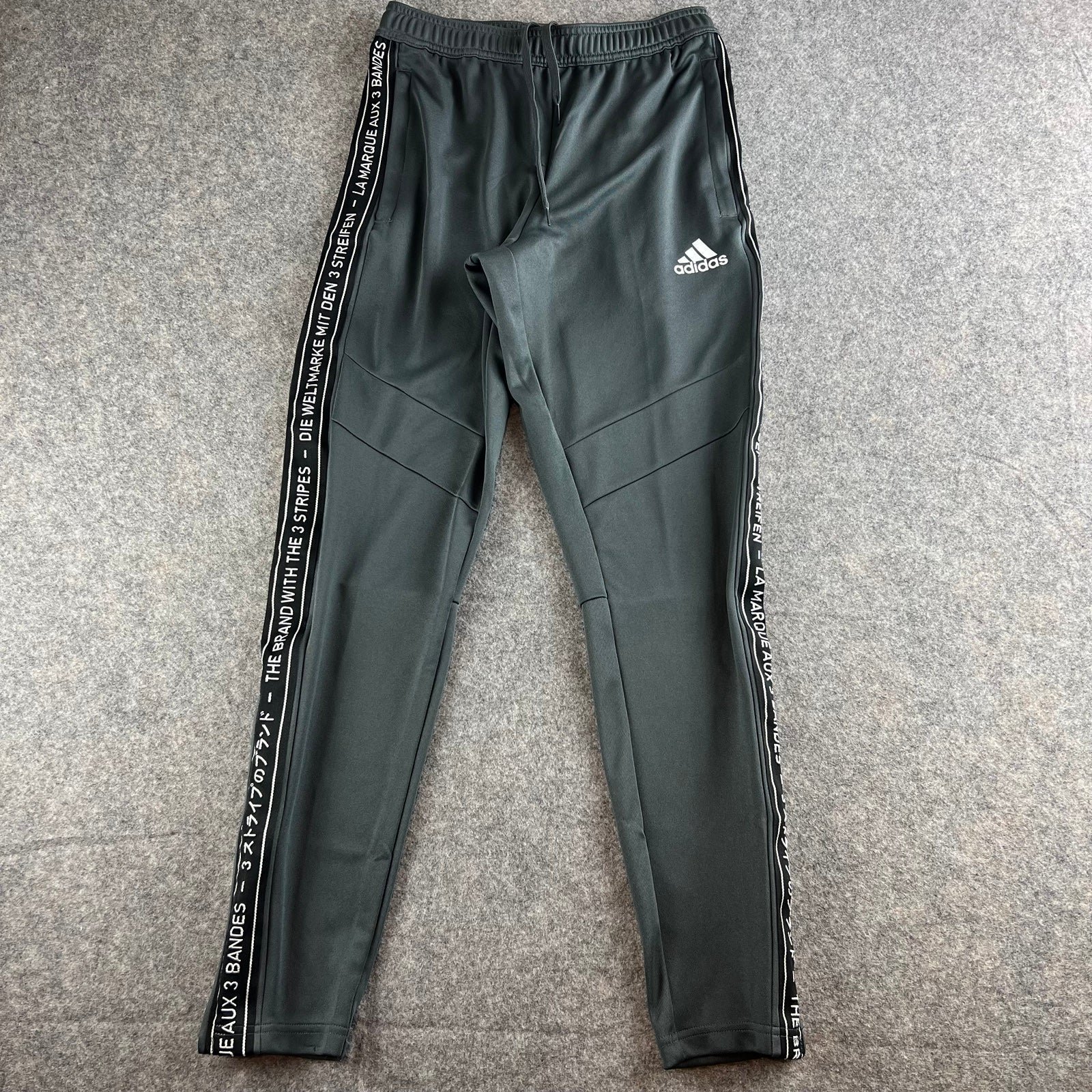 Adidas Men's Tiro 19 Grey / black Tapered Training Pants FQ4890 Sz Small Joggers