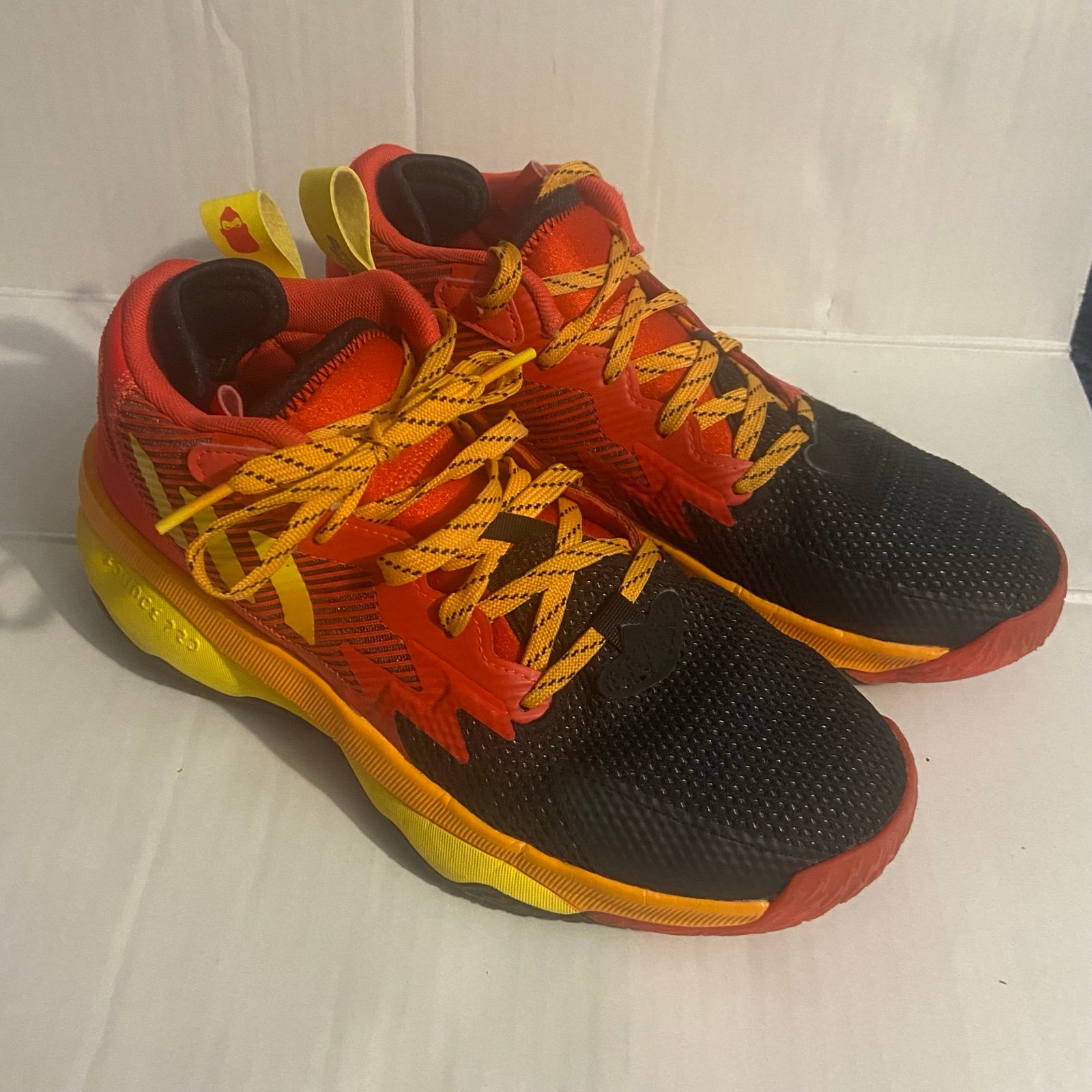 Adidas Dame 8 Mr Incredible Basketball Kids Shoes Size 7 Red HR1613