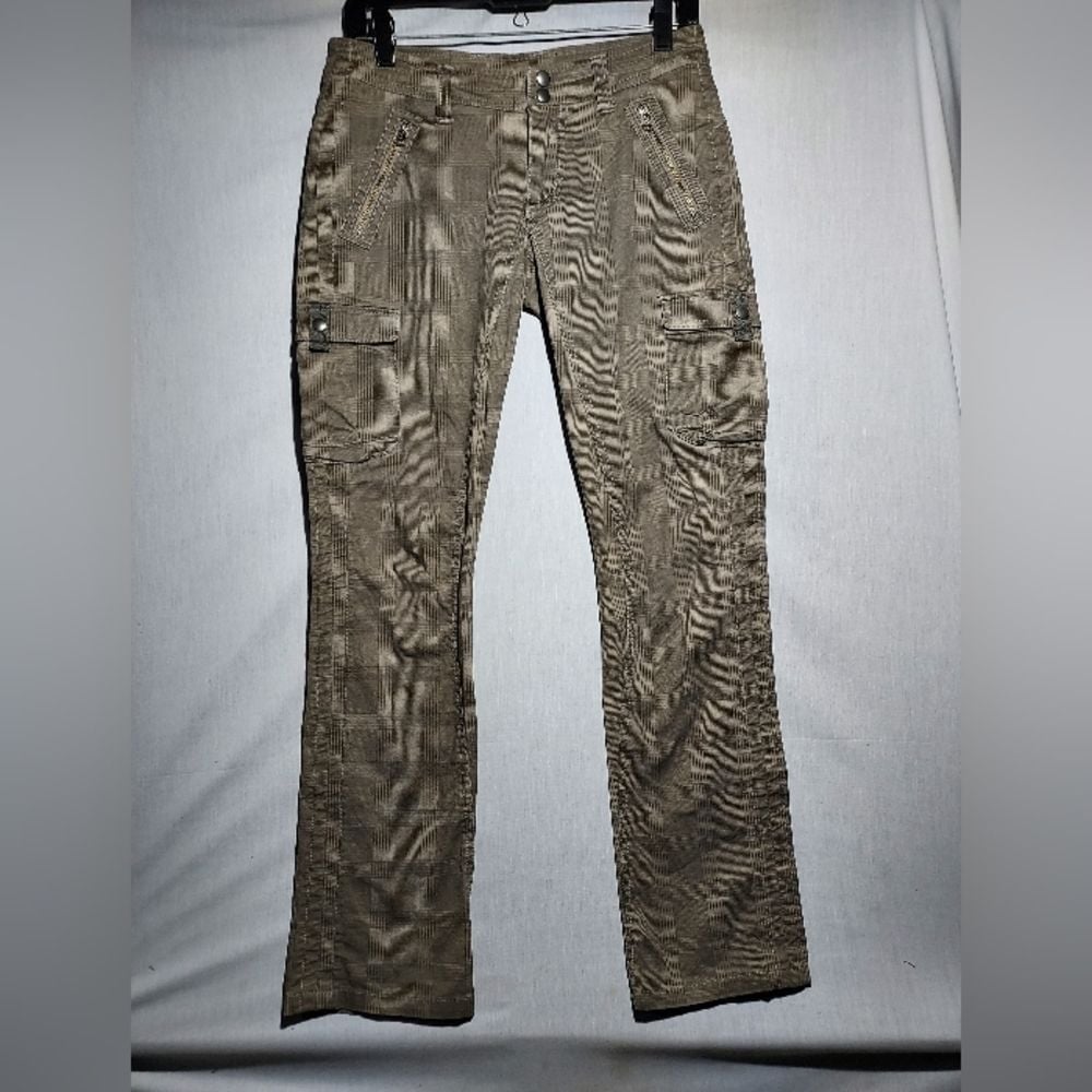 Kuhl plaid camo women's hiking cargo pants size 2