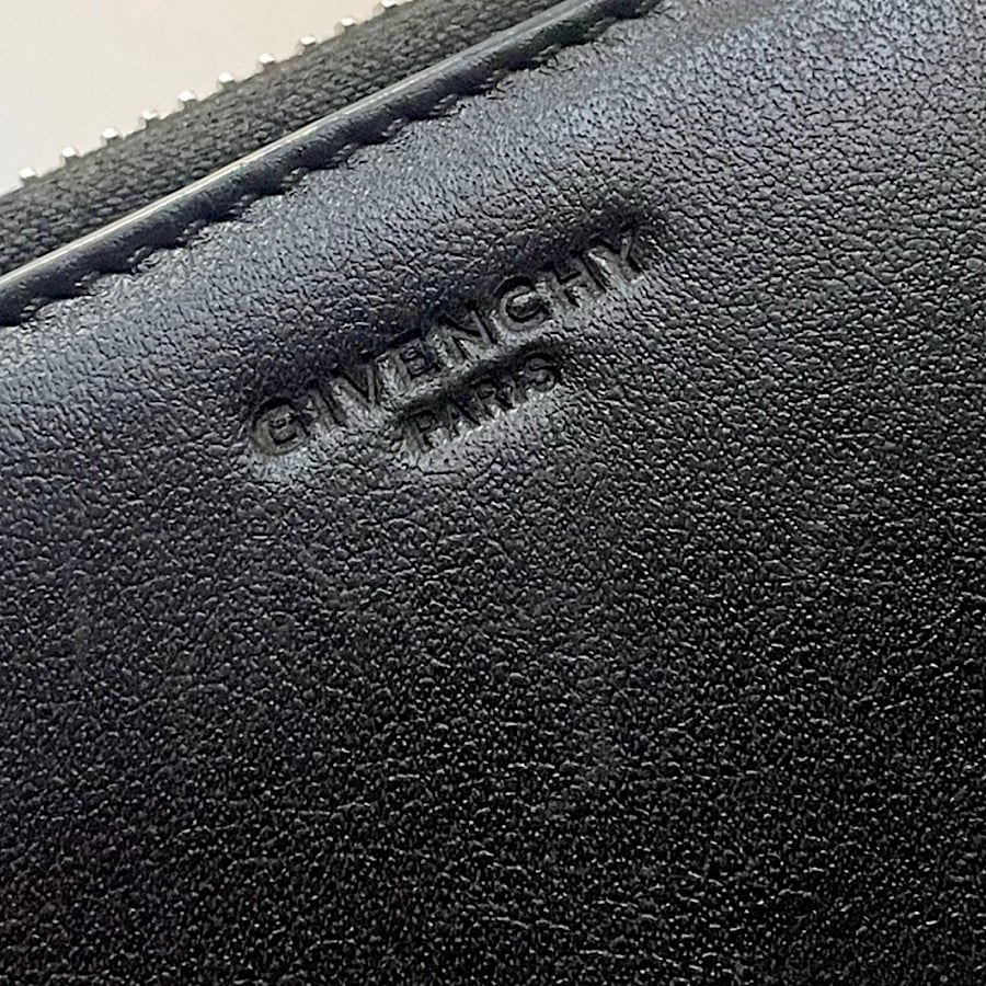 Authentic Givenchy Riccardo Tisci 14 AW Black Calf Leather