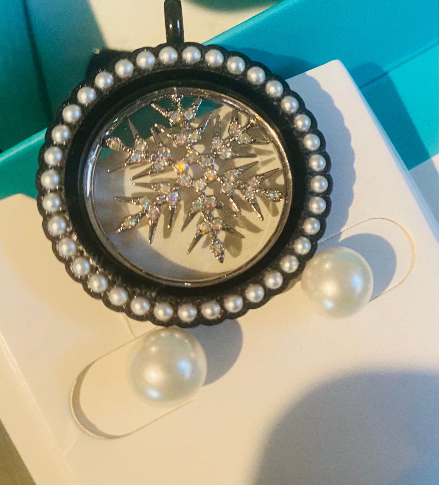 Origami Owl large black pearl twist locket & earrings ser