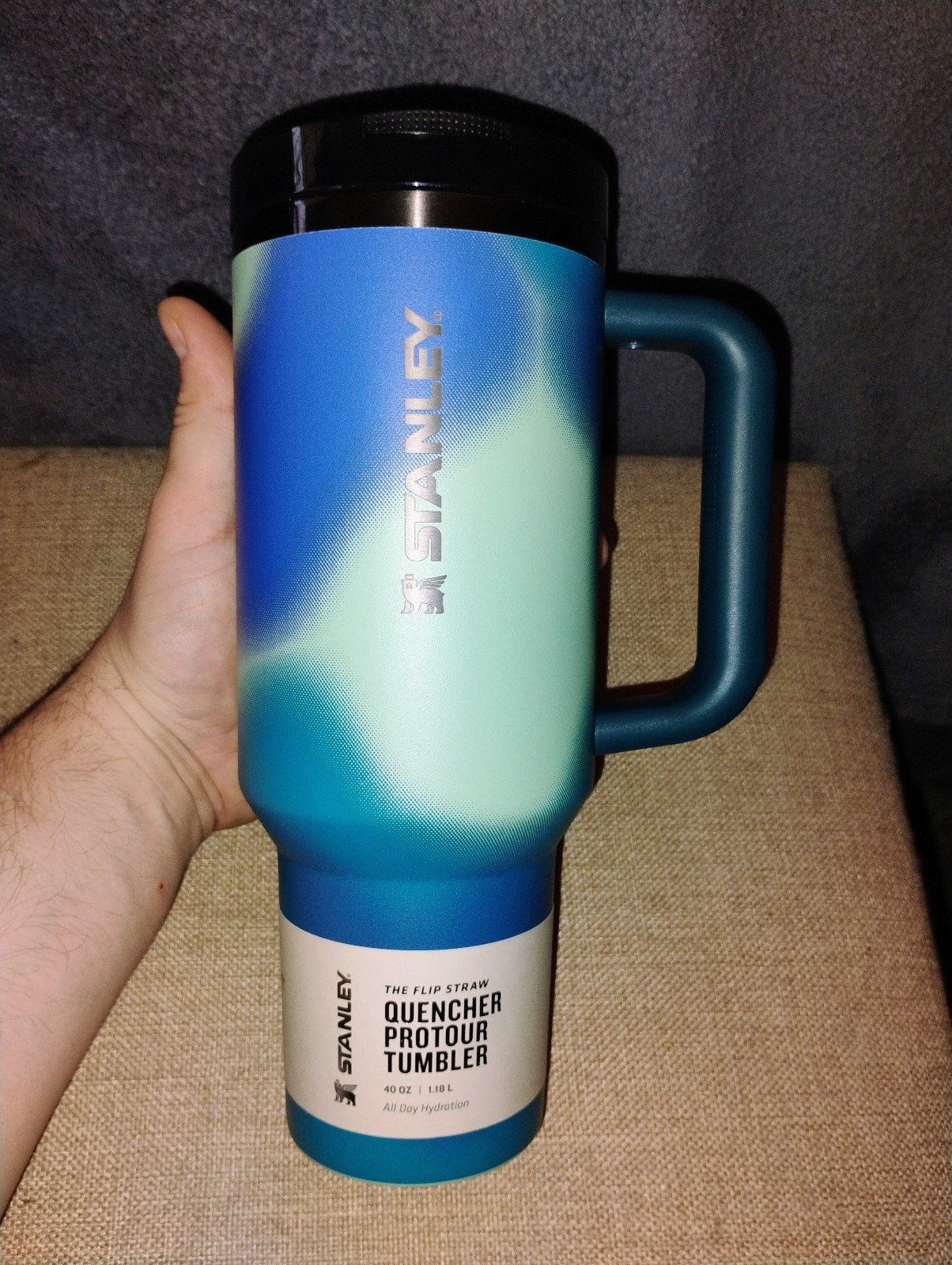 Stanley The Flip Straw Quencher Protour Tumbler 40oz Coastal Teal Motion