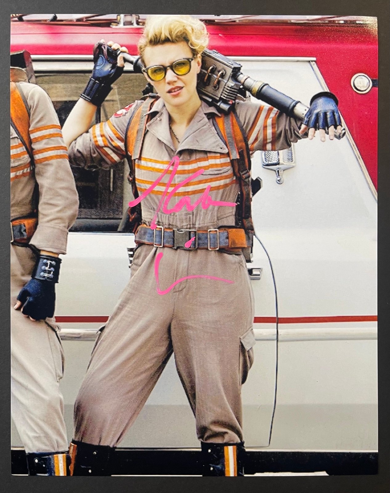 Kate McKinnon Signed Ghostbusters (2016) 8x10 Photo With Proof