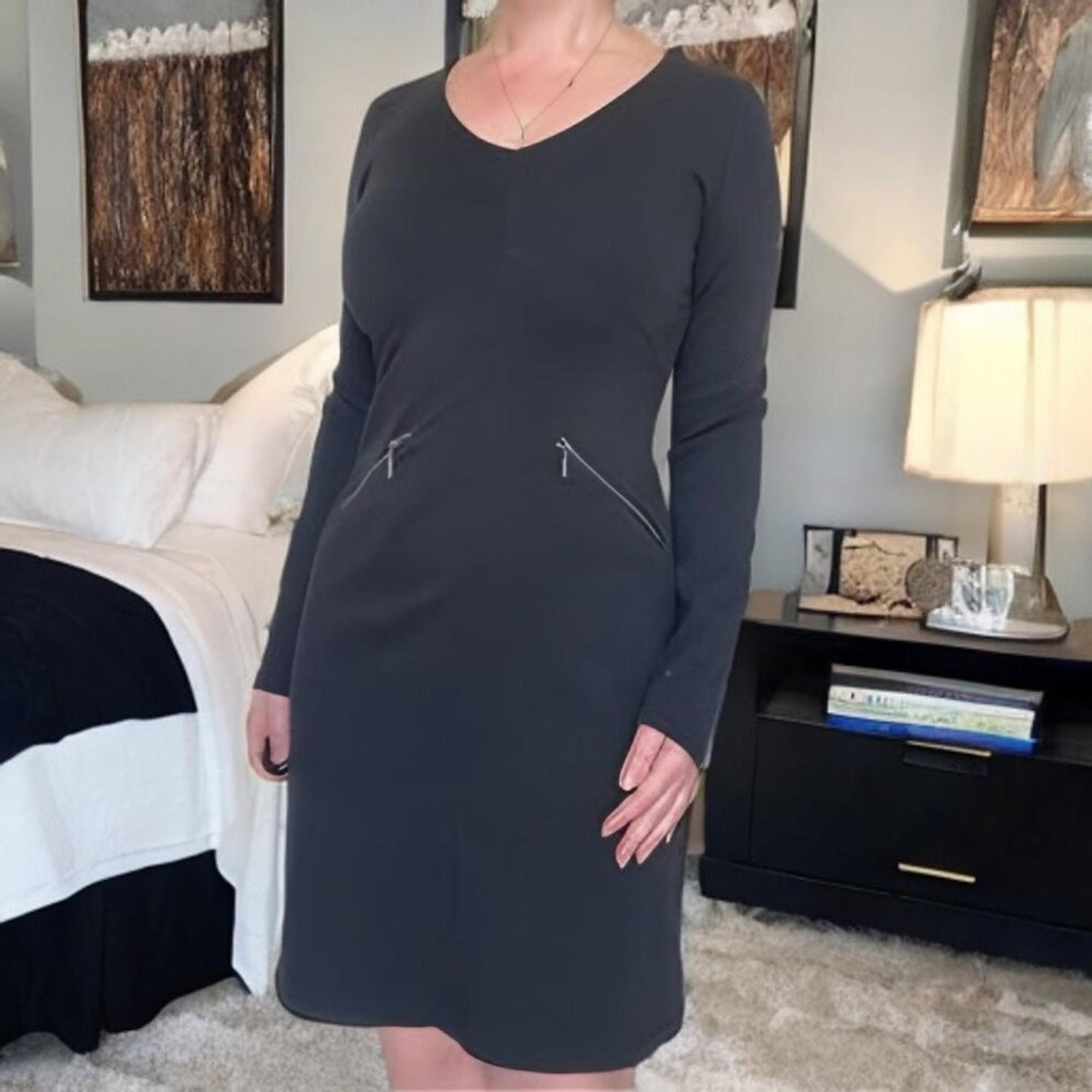 EUC Athleta Ponte Celebration Mini Dress Women’s Sz Small Petite Businesscasual